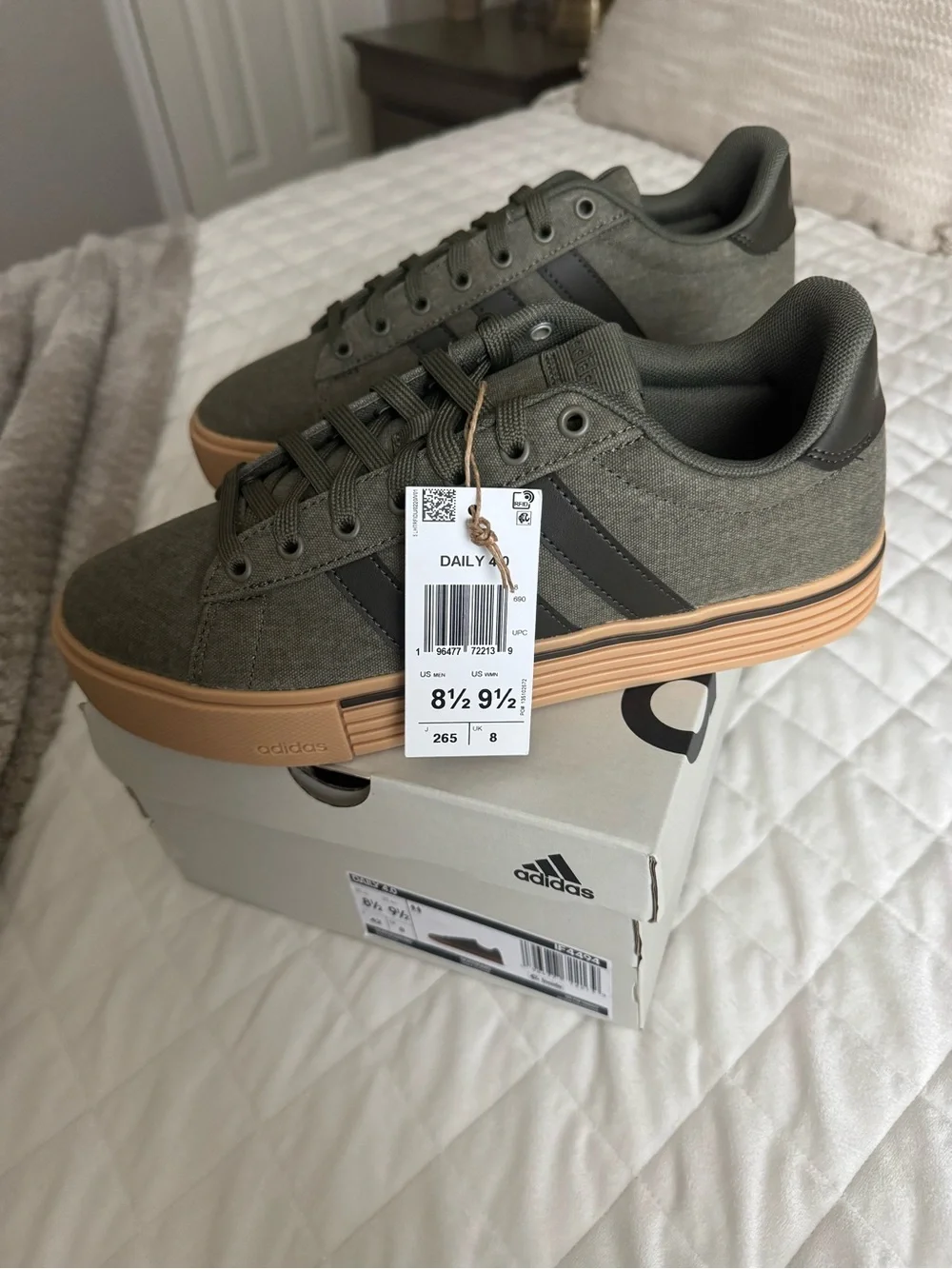 adidas Men’s Daily 4.0 Low-Top Sneakers - Olive Green with Gum Sole